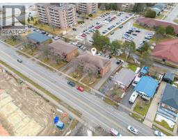 221 HIGHVIEW DRIVE - 35