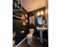 225 NORMAN PLACE - 46