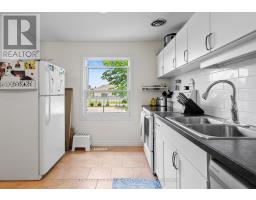 1401 WONDERLAND STREET N - 14