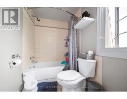 1401 WONDERLAND STREET N - 23
