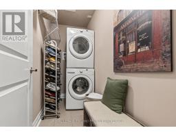 408 - 89 RIDOUT STREET S - 25