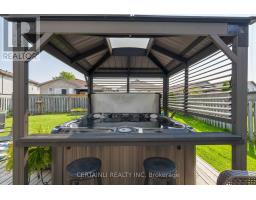 583 FIELDGATE CIRCLE - 35
