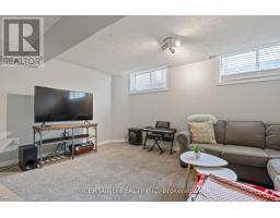 583 FIELDGATE CIRCLE - 37