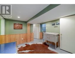 24 MUIR STREET - 22