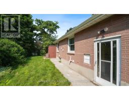 711 VICTORIA STREET - 19