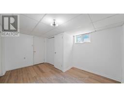711 VICTORIA STREET - 27