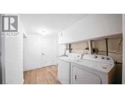 711 VICTORIA STREET - 33