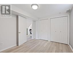 47 CARRIE CRESCENT - 34