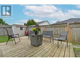 47 CARRIE CRESCENT - 40
