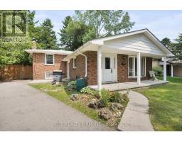 47 CARMEN CRESCENT - 2