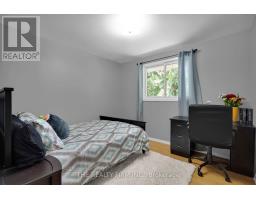 47 CARMEN CRESCENT - 23