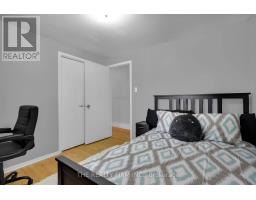 47 CARMEN CRESCENT - 24