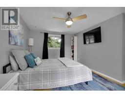 47 CARMEN CRESCENT - 26