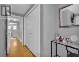 47 CARMEN CRESCENT - 28