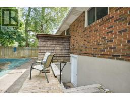 47 CARMEN CRESCENT - 42