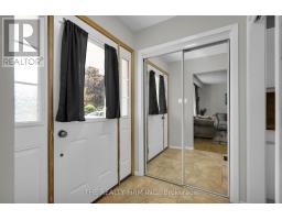 47 CARMEN CRESCENT - 5
