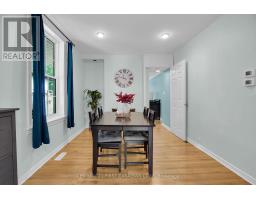 425 OLD WONDERLAND ROAD - 8