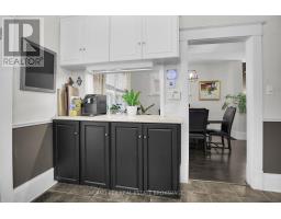192 RIDOUT STREET S - 13