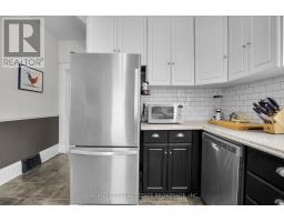 192 RIDOUT STREET S - 17
