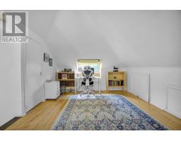 192 RIDOUT STREET S - 32