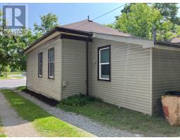 73 RIVERSIDE DRIVE - 13