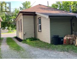 73 RIVERSIDE DRIVE - 16