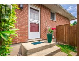 482 CASTLEGROVE BOULEVARD - 25