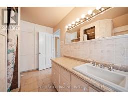 43 SOUTHWICK STREET - 16