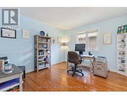 94 SUNNYSIDE DRIVE - 21