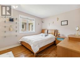 94 SUNNYSIDE DRIVE - 22