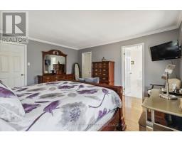 94 SUNNYSIDE DRIVE - 25