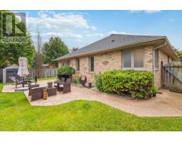94 SUNNYSIDE DRIVE - 39