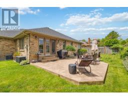 94 SUNNYSIDE DRIVE - 40
