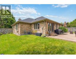 94 SUNNYSIDE DRIVE - 41