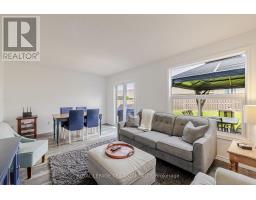147 GERALD CRESCENT - 12