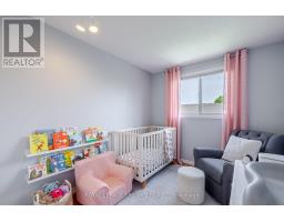 147 GERALD CRESCENT - 21