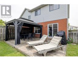 147 GERALD CRESCENT - 35