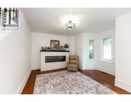 202 QUEENS STREET - 21