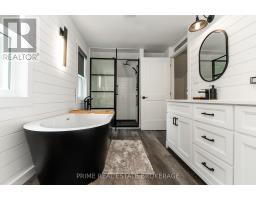 202 QUEENS STREET - 31