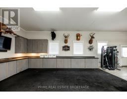 202 QUEENS STREET - 38