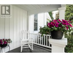 202 QUEENS STREET - 6