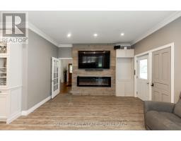 202 QUEENS STREET - 8