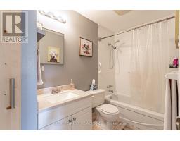 78 - 1096 JALNA BOULEVARD - 16