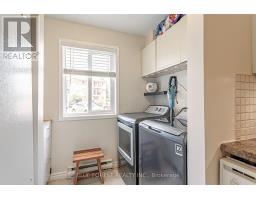 78 - 1096 JALNA BOULEVARD - 5
