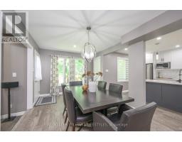 18 THUNDERBIRD CRESCENT - 14