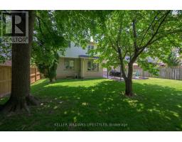 18 THUNDERBIRD CRESCENT - 6