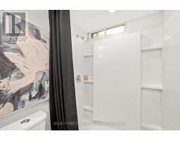11 EDMUNDS CRESCENT - 20
