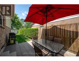 11 EDMUNDS CRESCENT - 21