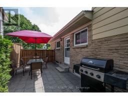 11 EDMUNDS CRESCENT - 22