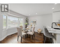 11 EDMUNDS CRESCENT - 4